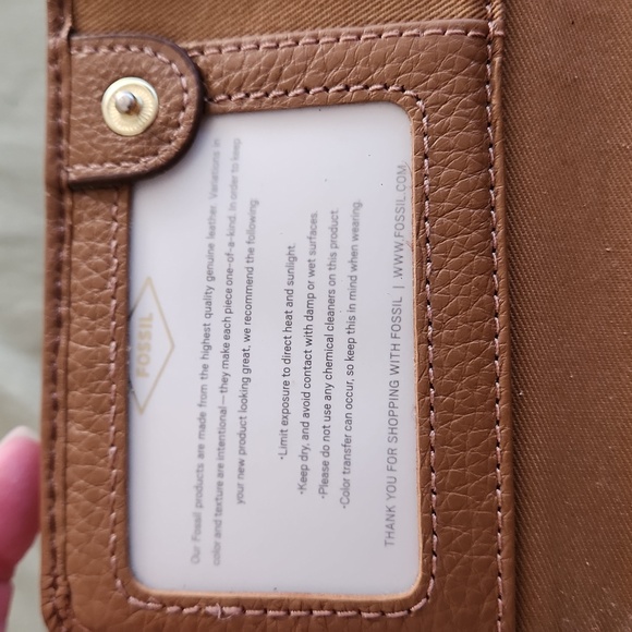 Fossil Emma Colorful Stripes Leather Wallet - Picture 4 of 7